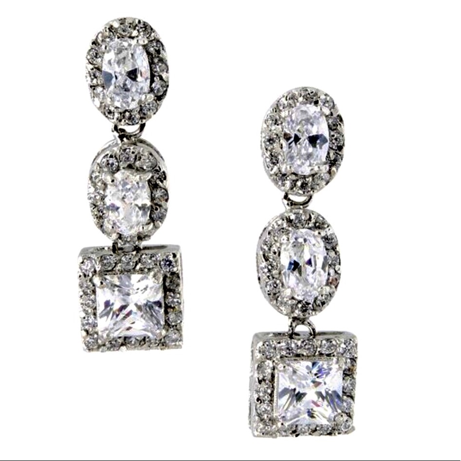 Stunning 3 Stone Cubic Zirconia Petite Earring,Nwt
